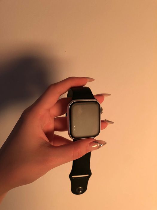 Apple watch SE 2 (GPS)