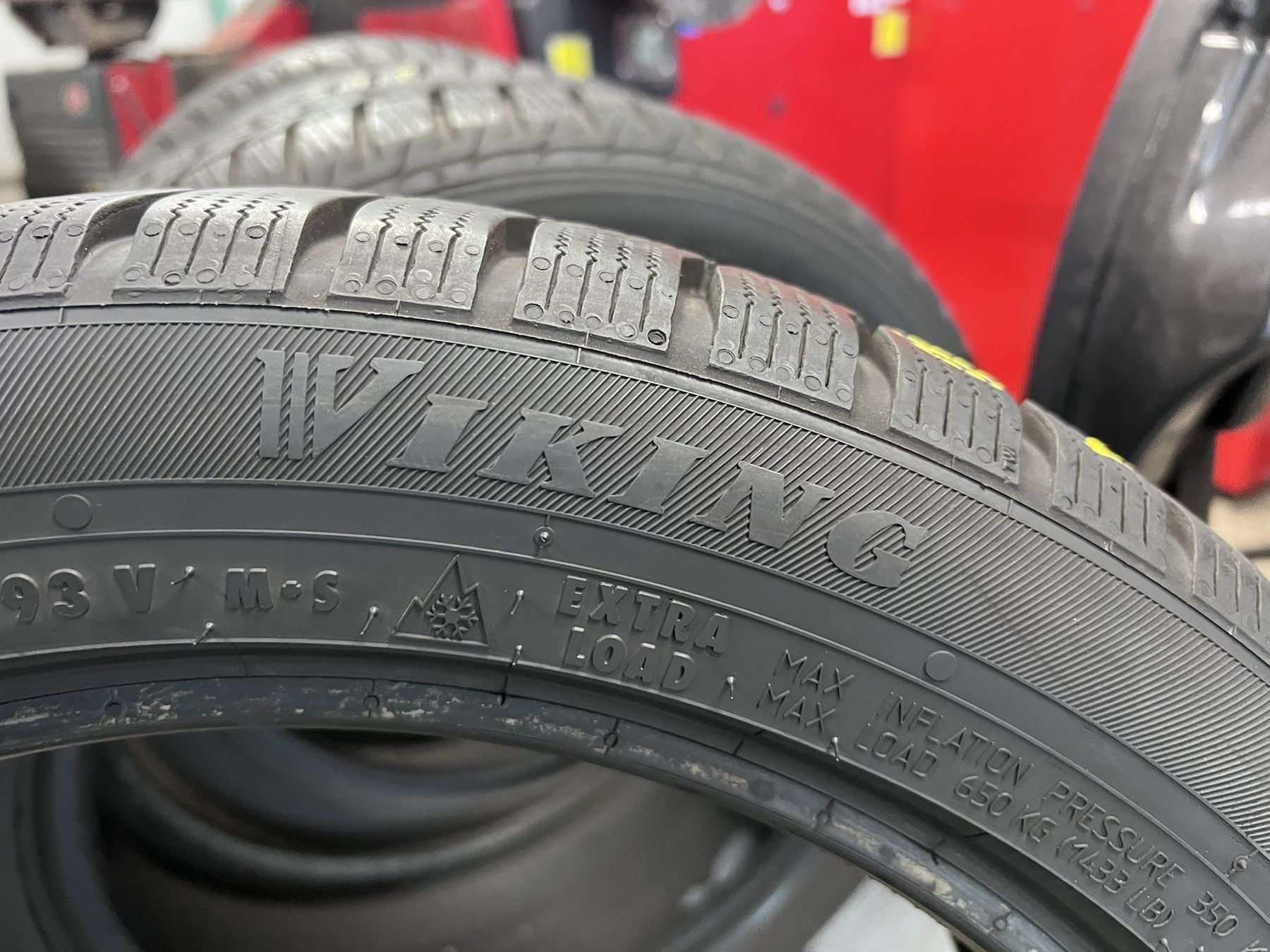 Зимни гуми 2бр. 205/50 R17 Viking 21г.