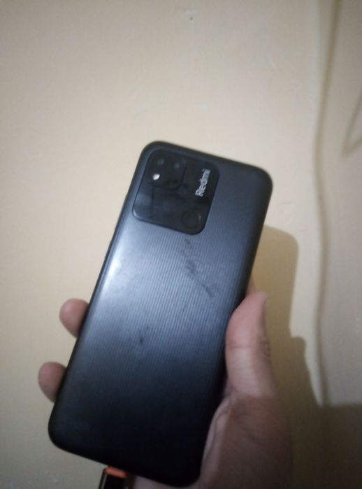 Redmi 10a 4ga 64 gb faqat 1 simda ishlidi karobka dakument yoq