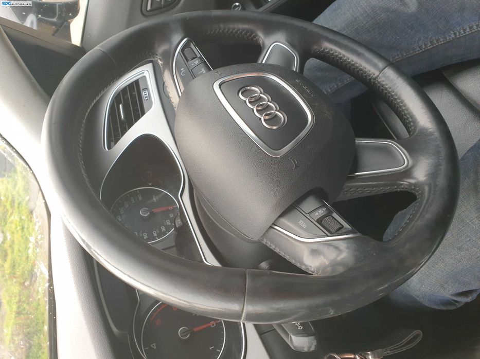 Volan Piele 4 Spite cu Comenzi Audi A4 B8 FL Facelift 2012 - 2015 [K1425]