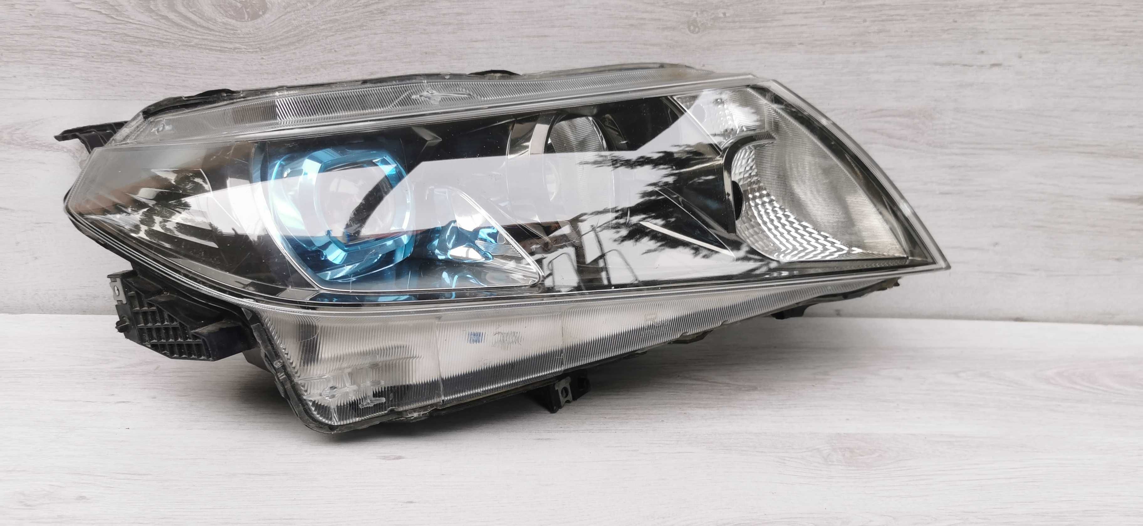 Десен фар за Suzuki Vitara LED / Сузуки Витара ЛЕД
