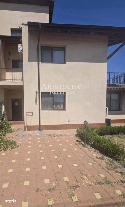 Vanzare vila duplex in imediata apropiere a padurii/Corbeanca