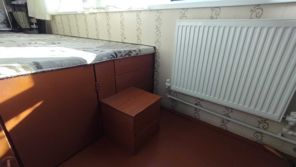 Chirchiq shahri 10-mikrorayondan 2-xonali kvartira sotiladi.