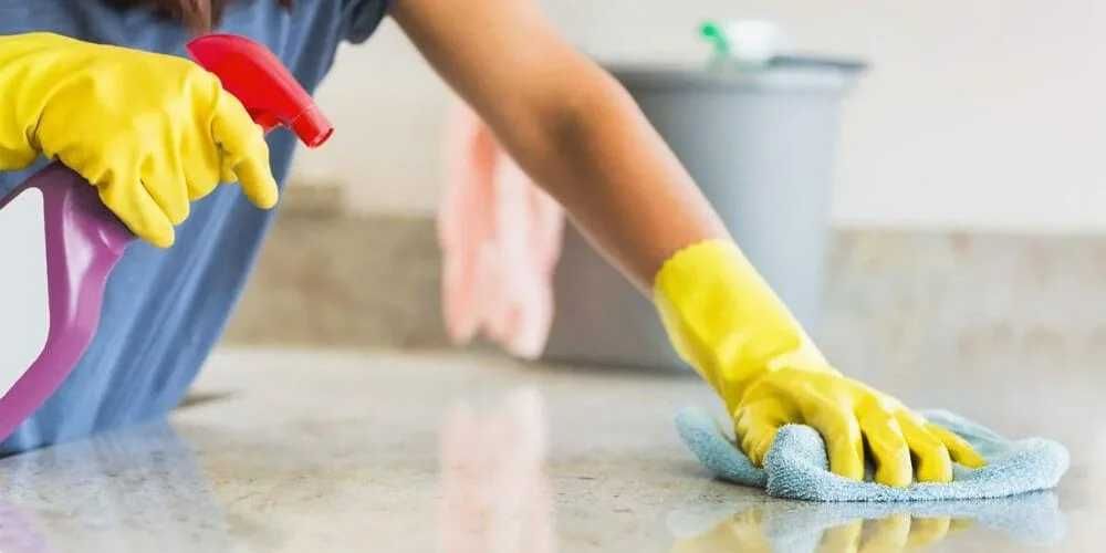 почистващи услуги