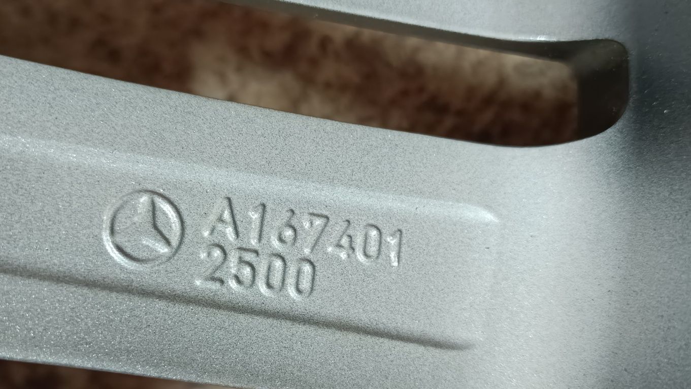Оригинални джанти с гуми зимни 20 цола за Mercedes GLE W 167