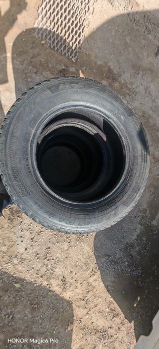 Шины MAXXIS  в отличном состоянии