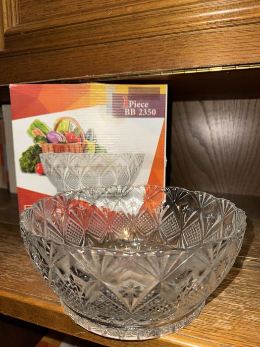 Bol din sticla decorativa pentru fructe