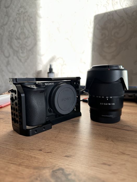 Фотокамера Sony A6400 kit 18-135 mm f/3.5-5.6 OSS