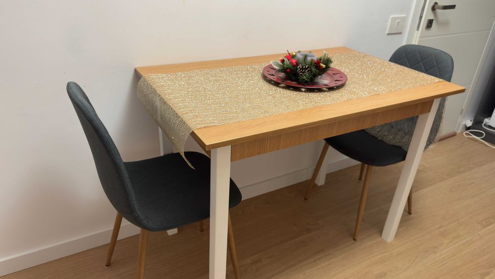 Masa Bucatarie 4 persoane 110cm x 70cm x 80cm (L/l/h)