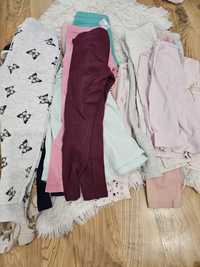 Lot hainute (bluze+ pantaloni) fete 
Marimea 92, 98 și 104
Hainele se