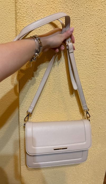 Чисто нова дамска чанта