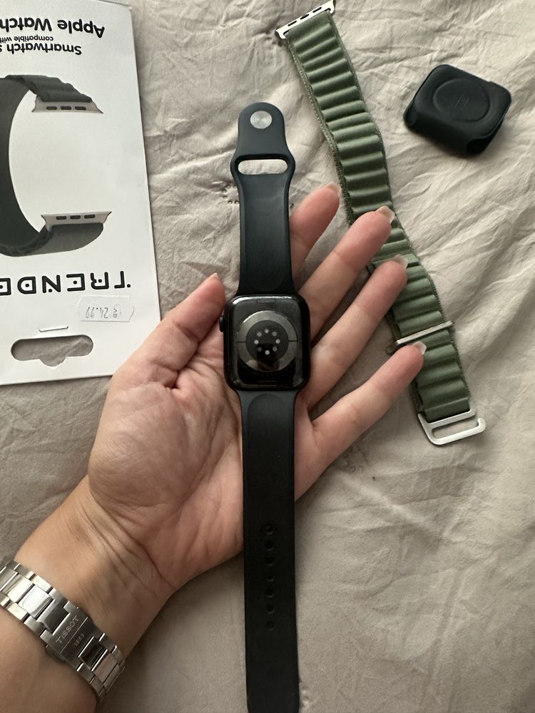 Смарт часовник Apple Watch 8, 45 мм, Cell, Midnight Aluminium Case