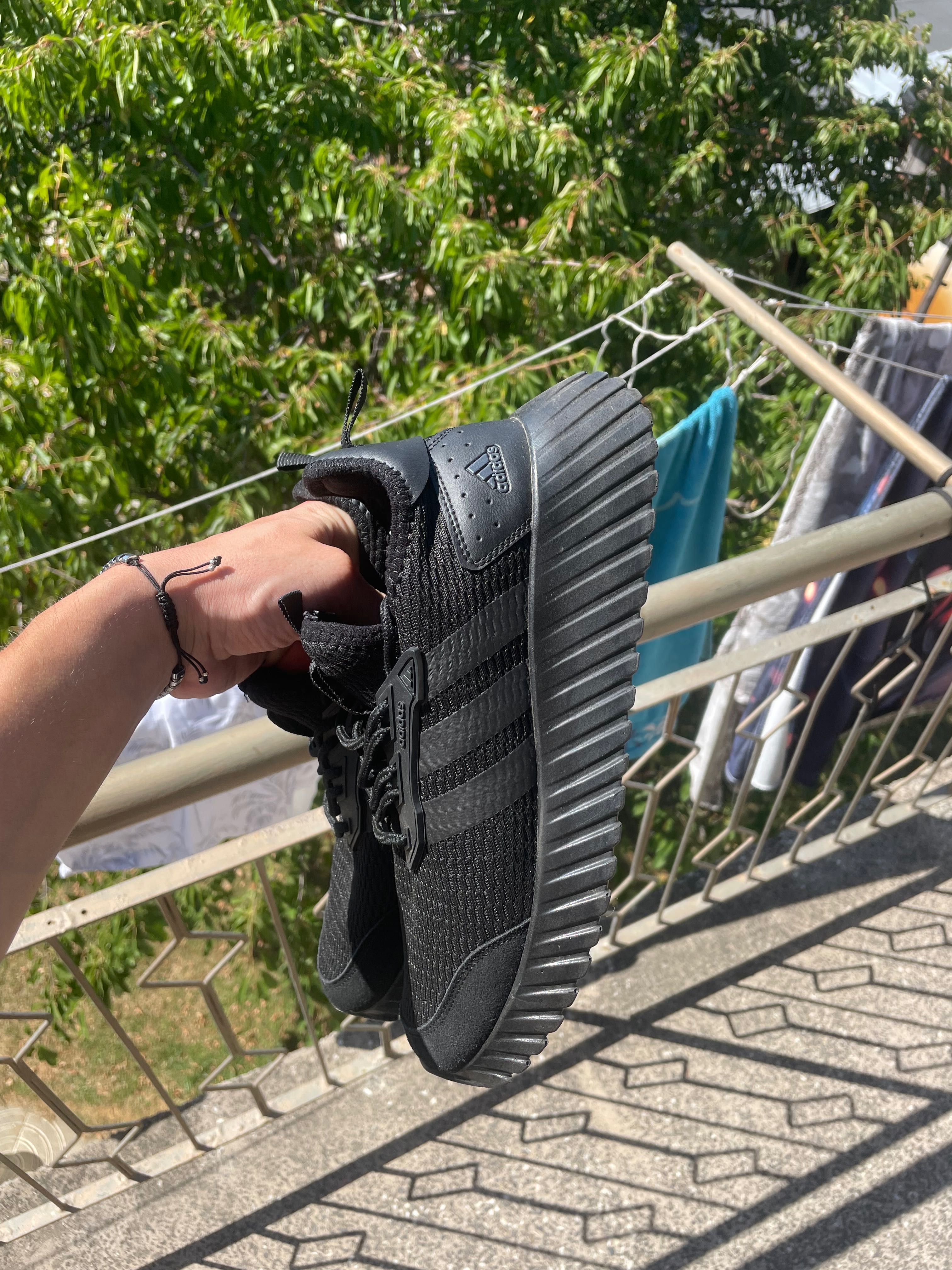 Маратонки adidas 43 номер, Като Нови!