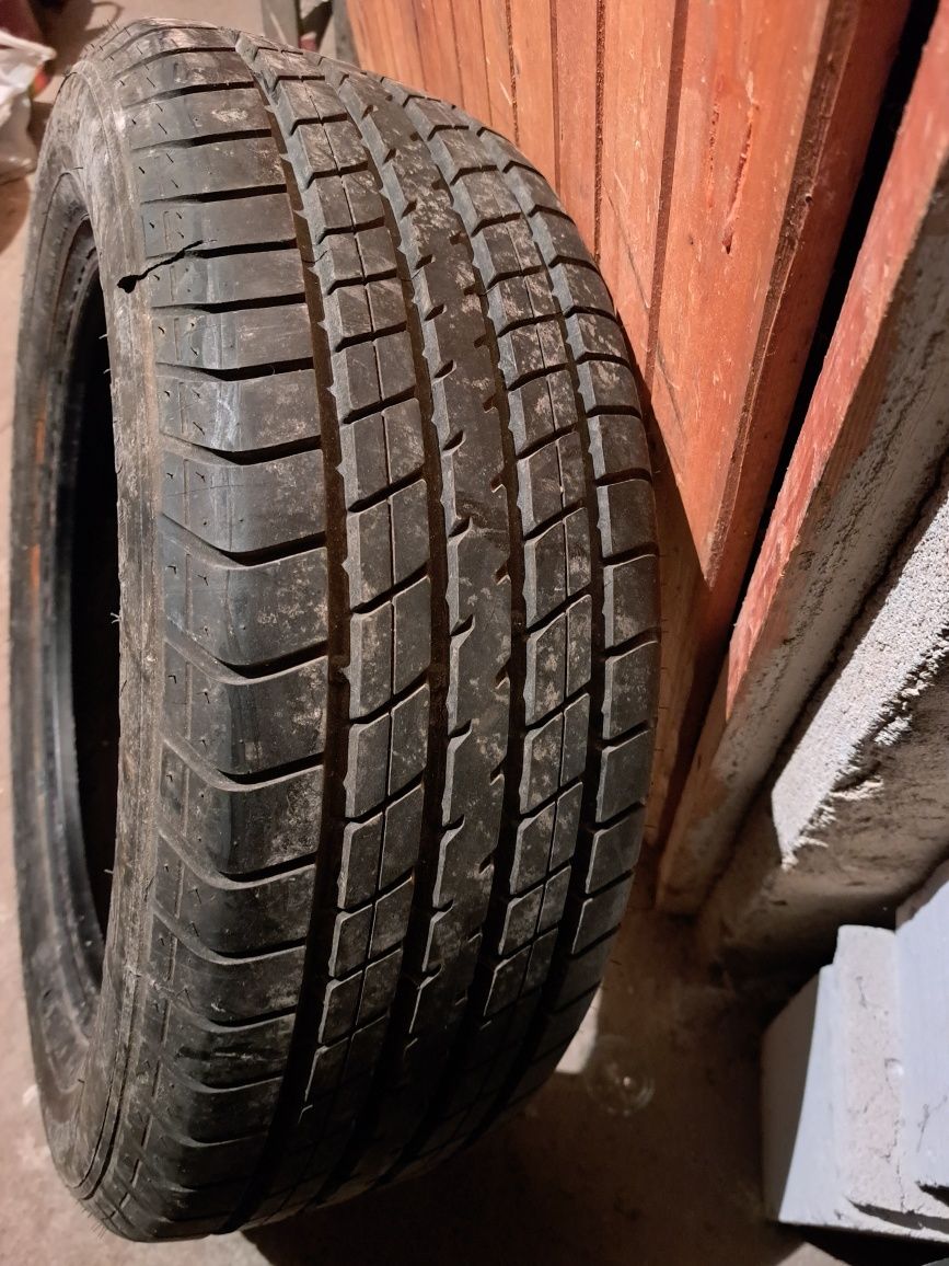 Зимни гуми  Falken Eurowinter 195/65R15 и Michelin Alpin 195/55R15