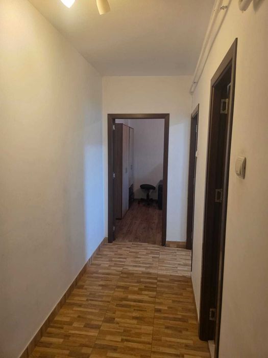 Apartament cu 2 Camere centru Hala centrala