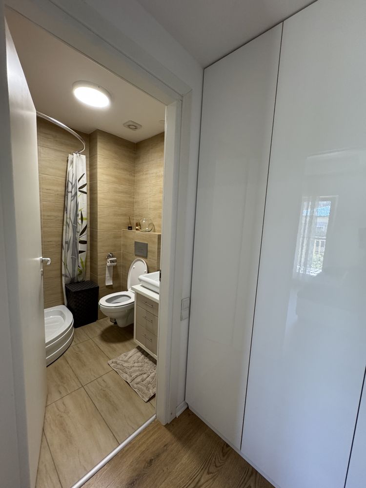 Apartament Spatios 3 camere Cosmopolis