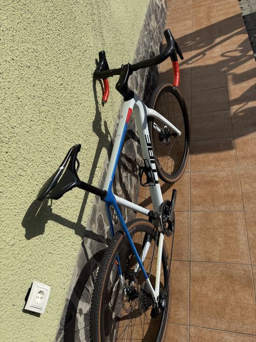 Cube Cross Race Cyclocros Carbon 2x12 2024