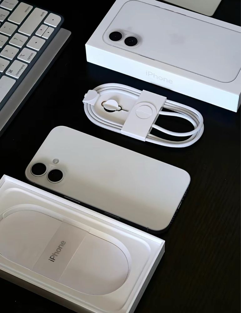 iphone 16 128GB 100% 8 цикл
