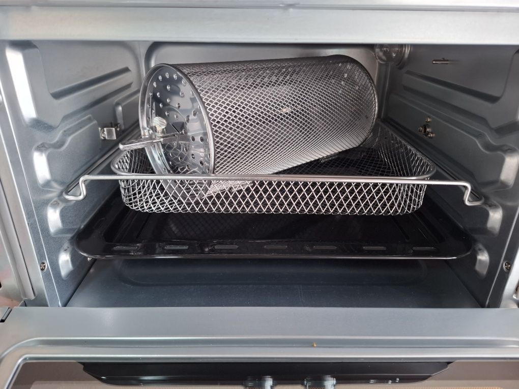Фурна Конвекторна Ariete 25л,1700w,230°,15 програми