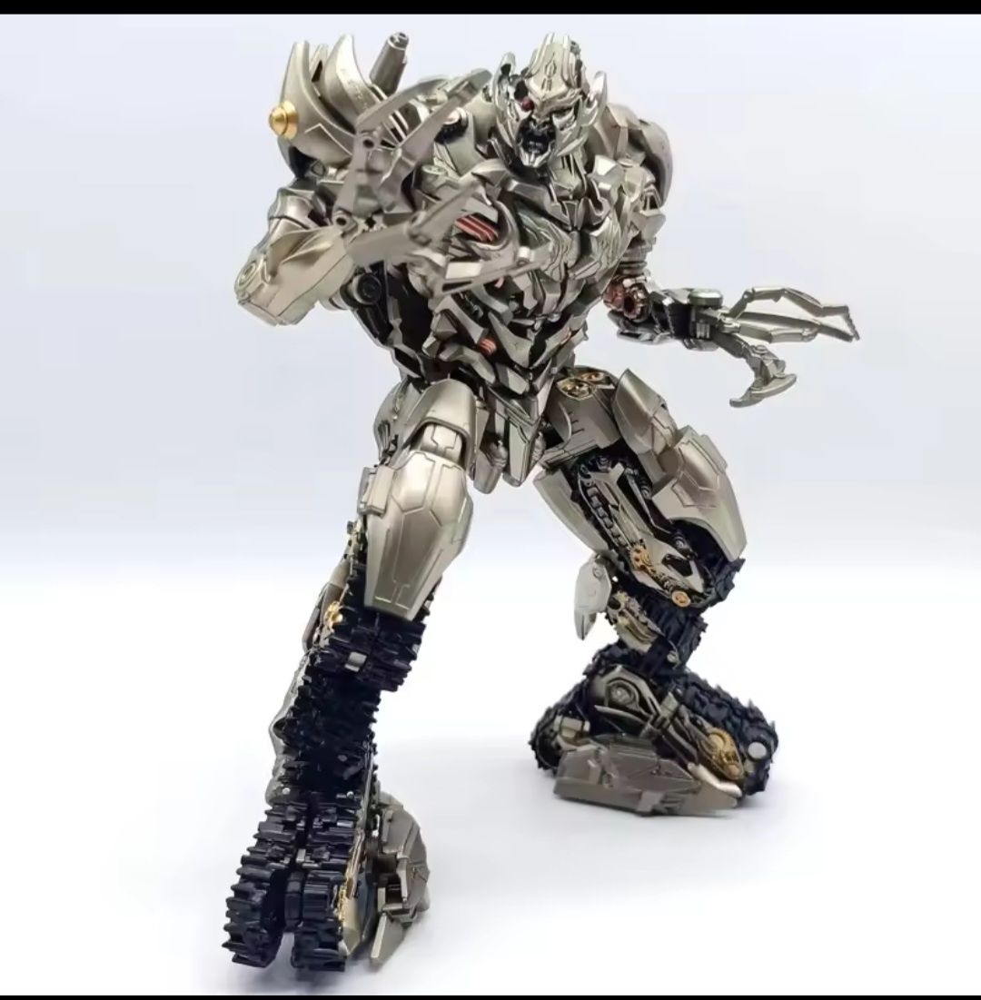 Трансформиращ се модел На Мегатрон/Megatron от филма Трансформърс