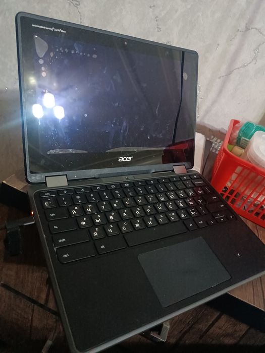 Hrom book transformer sensorniy ekran