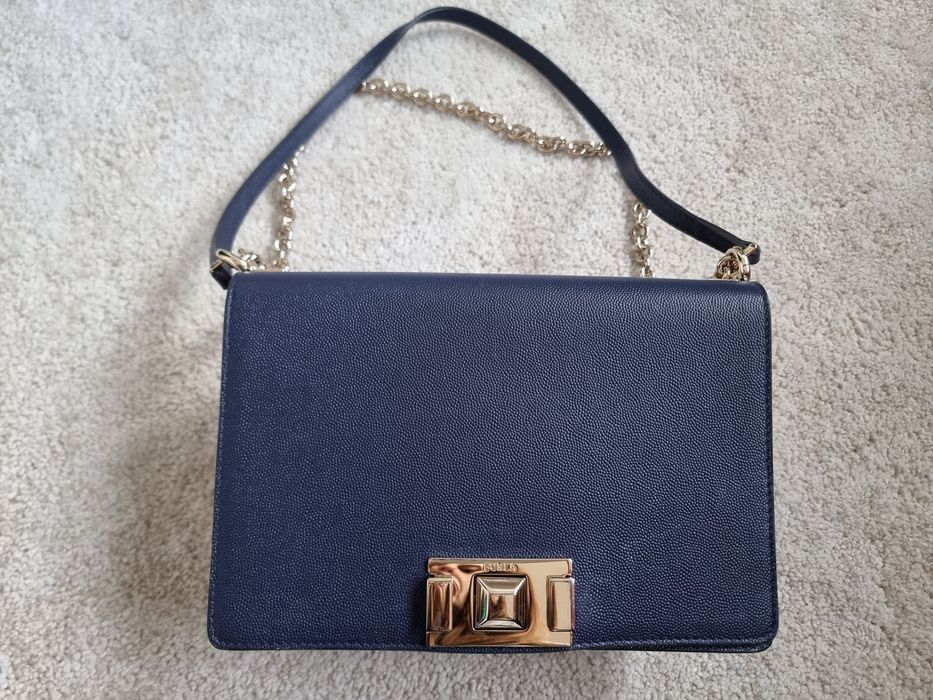 Продавам чанта Furla Mimi