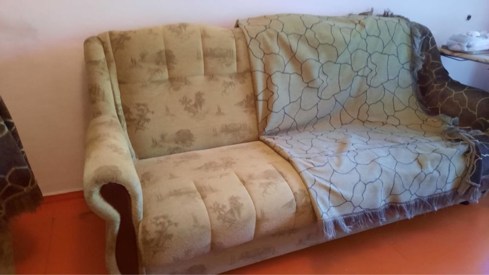 Диван с креслами