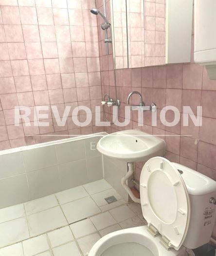 Дава се под наем Двустаен апартамент в Варна, Лятно кино Тракия - 50 кв.м за 280 € - Снимка #5