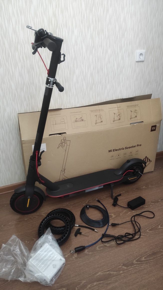 Продам Xiaomi Mi Electric Scooter Pro 2019 г.в.