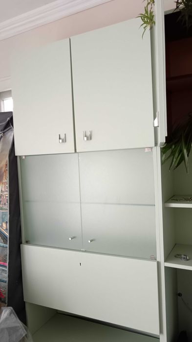 Две секции в чудесно състояние