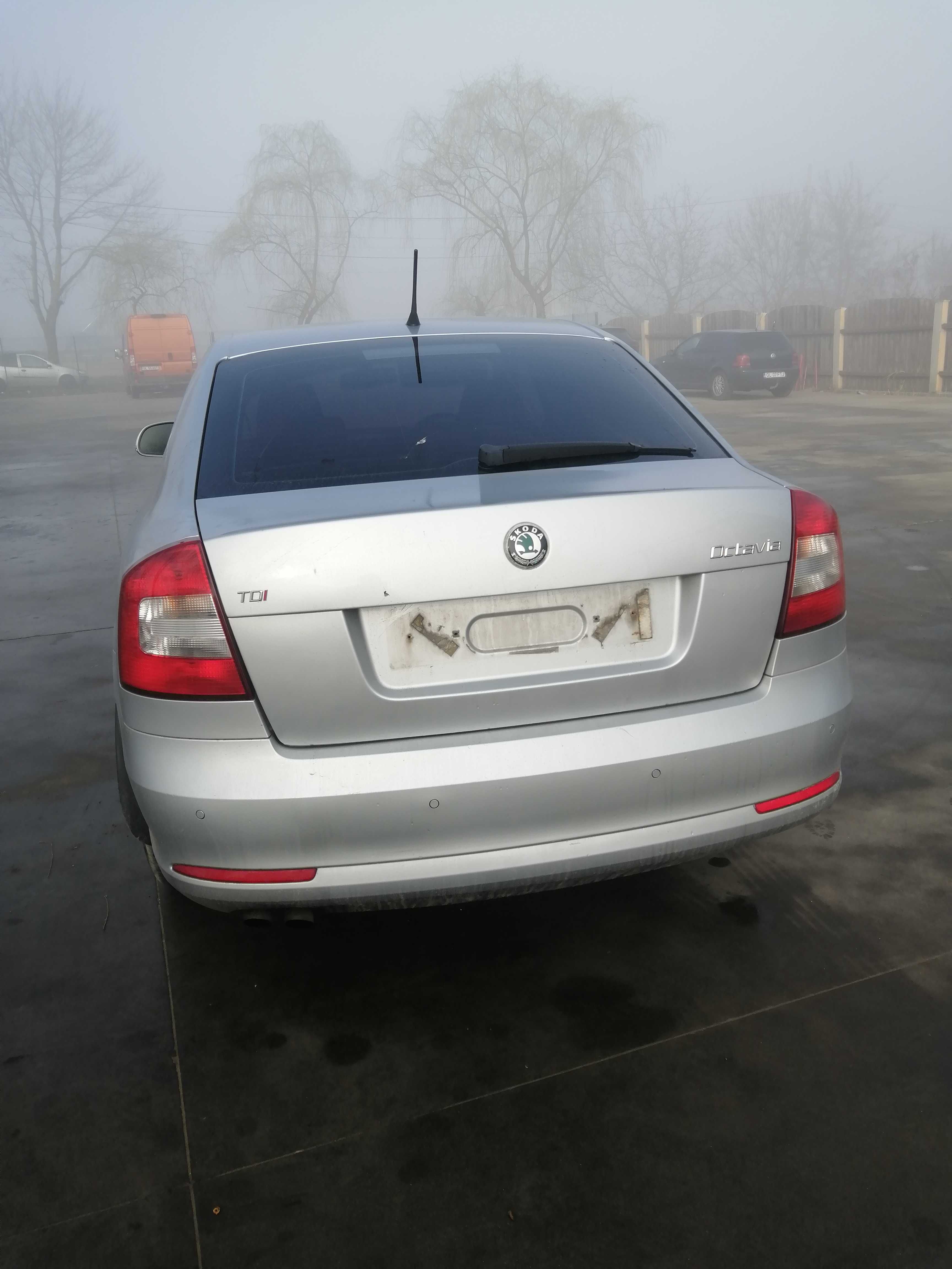 Dezmembram Skoda Octavia 2