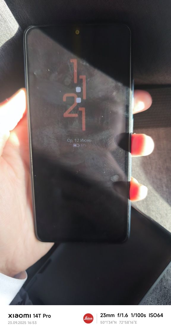 Poco f3 в хорошем состоянии