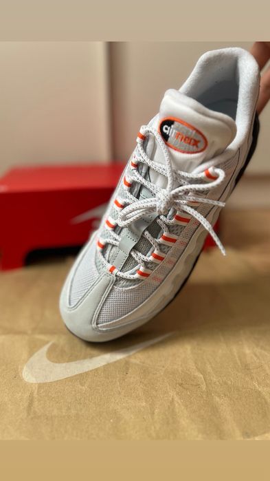 100% Оригинални Nike Air 95 в размер 42