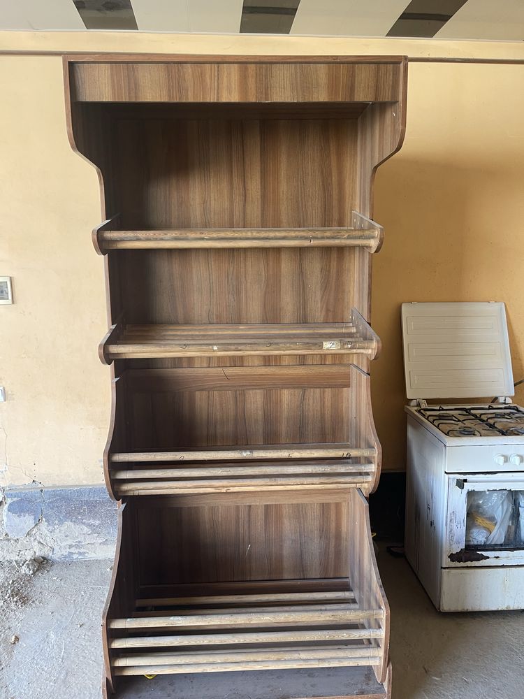 Non bolichka vetrina va naski va colget brtvalar ichun vetrina Sotilad