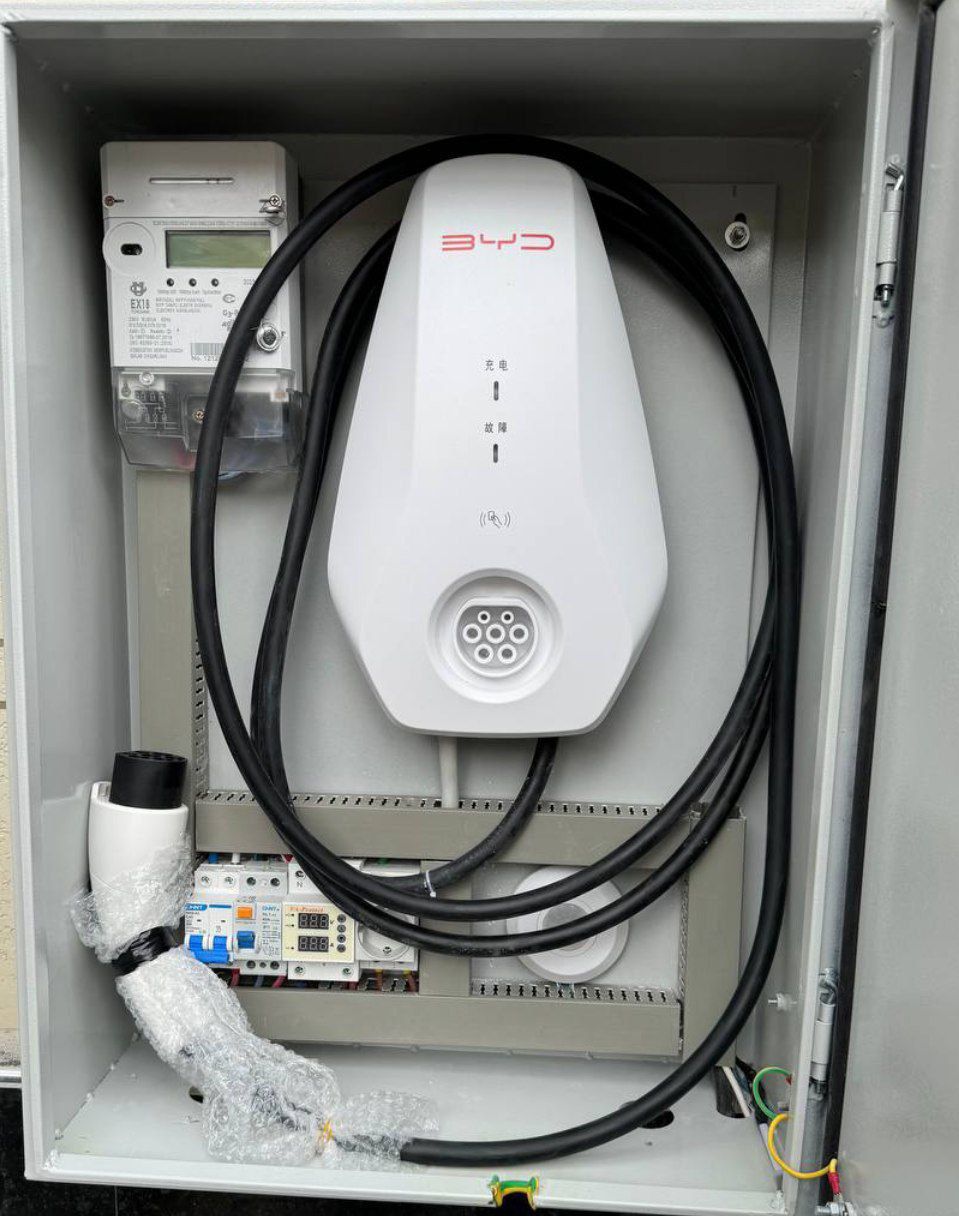 Elektromobilga zaryadnik oʻrnatish/Установк зарядние станции а