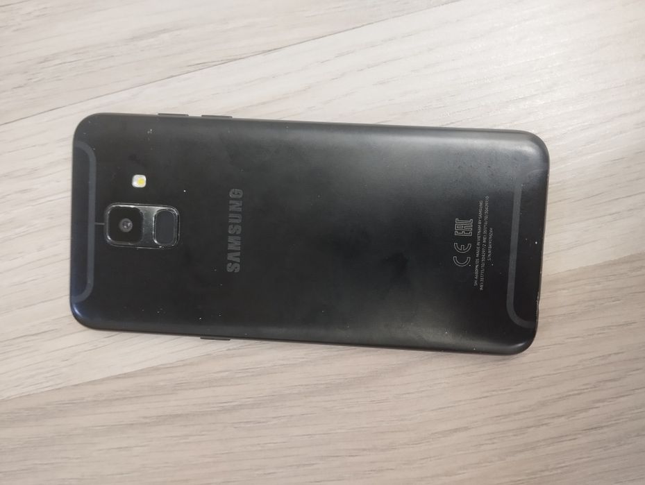 Samsung a6 3/32 holati yahshi