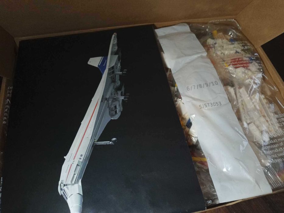 NOU TIP brand L Avion pasageri Concorde Icons 10318 2083pcs 105cm