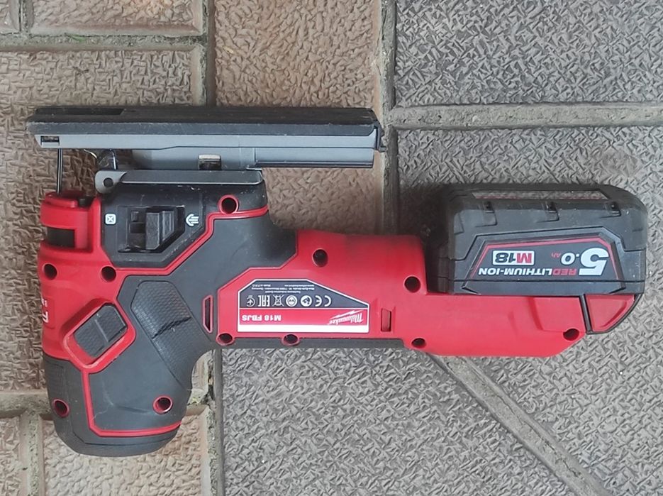 Pendular  MILWACKEE M18 FBJS  ca și nou