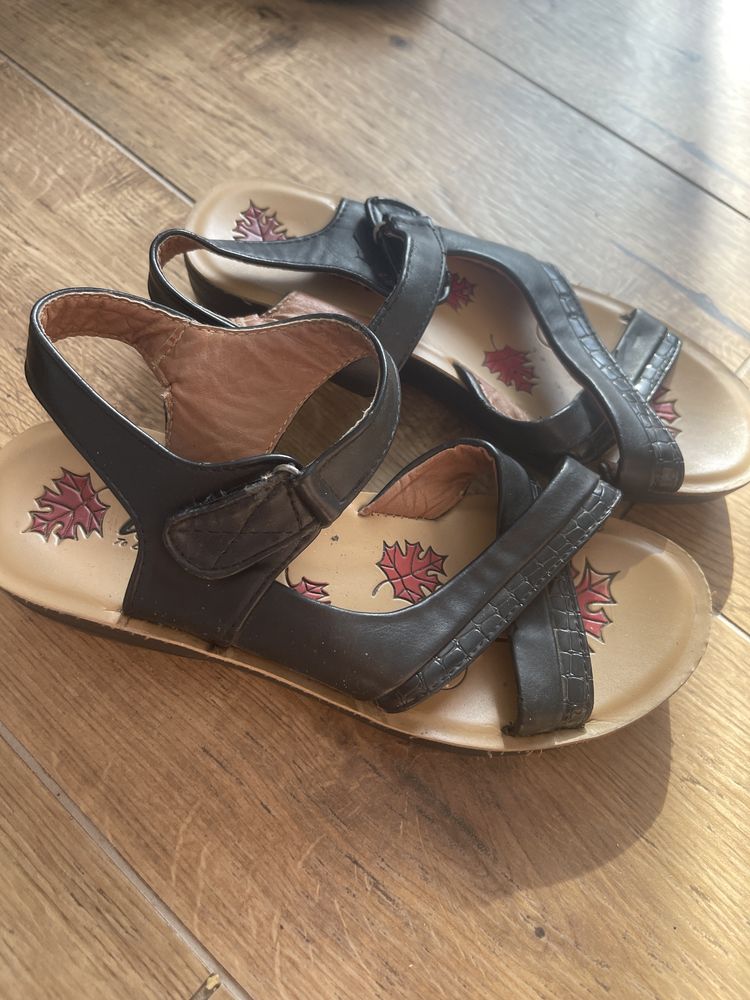 Sandale marime 36
