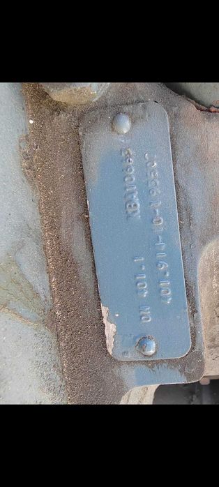 Motor mercedes  V6 model OM 401