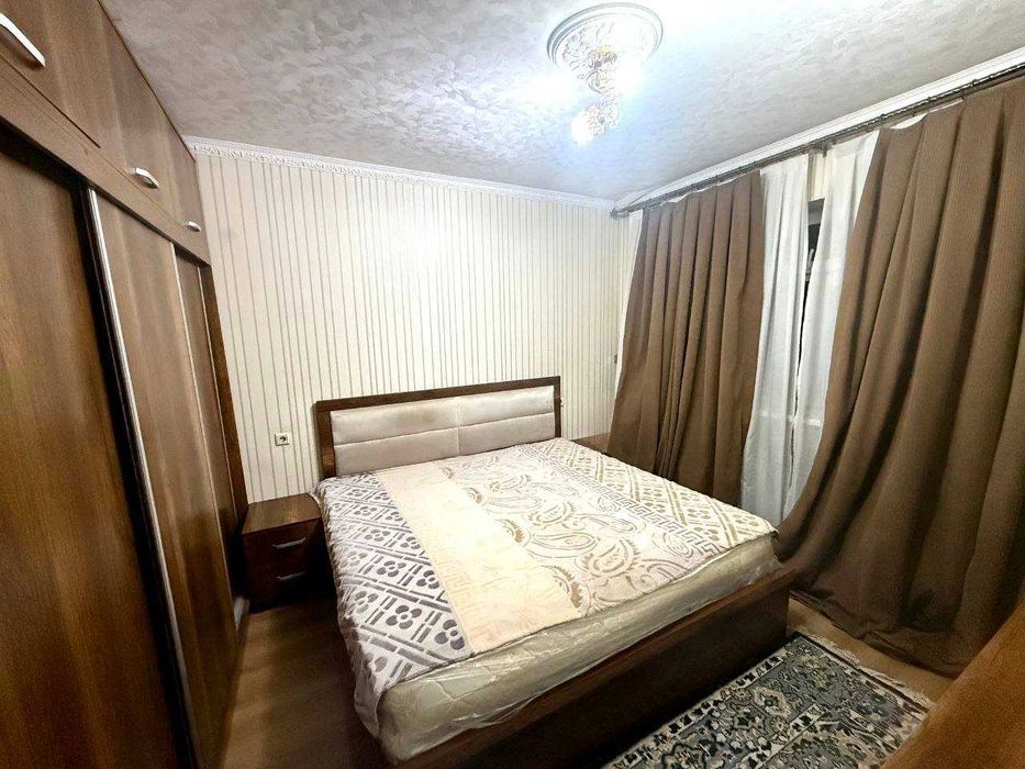 Срочно продается квартира 4х комнат 66 поликленика