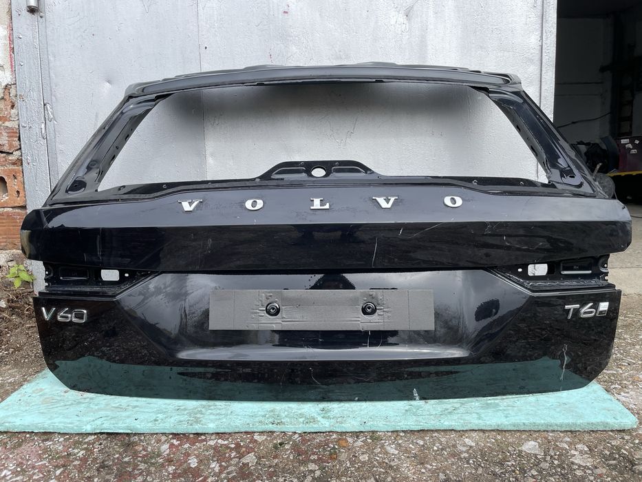 Заден капак багажник за Volvo V60 B4 Kombi Волно В60 Б4  2022г- 2бр