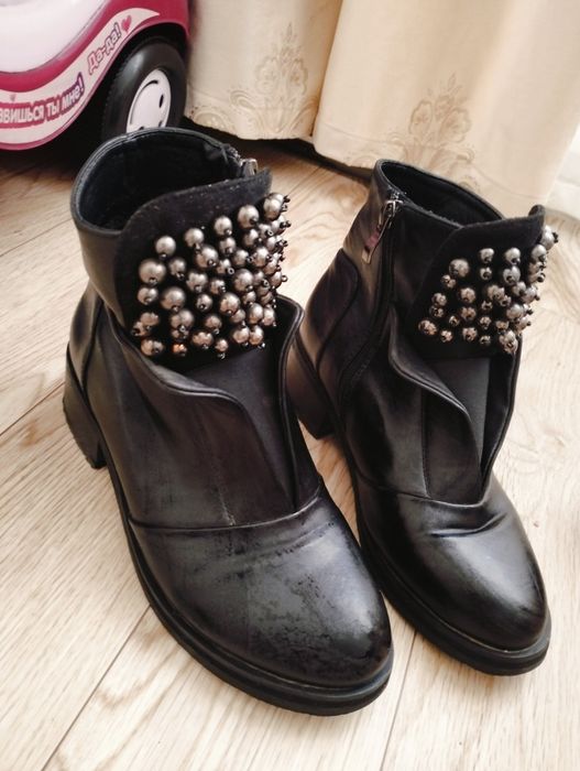 Продам ботинки демисезон