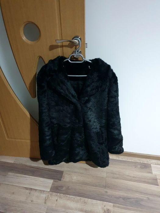 Blana dama neagra