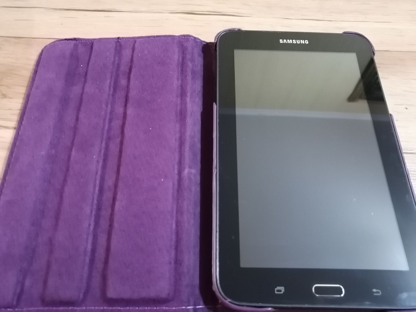 Планшет Samsung Tab 3 lite