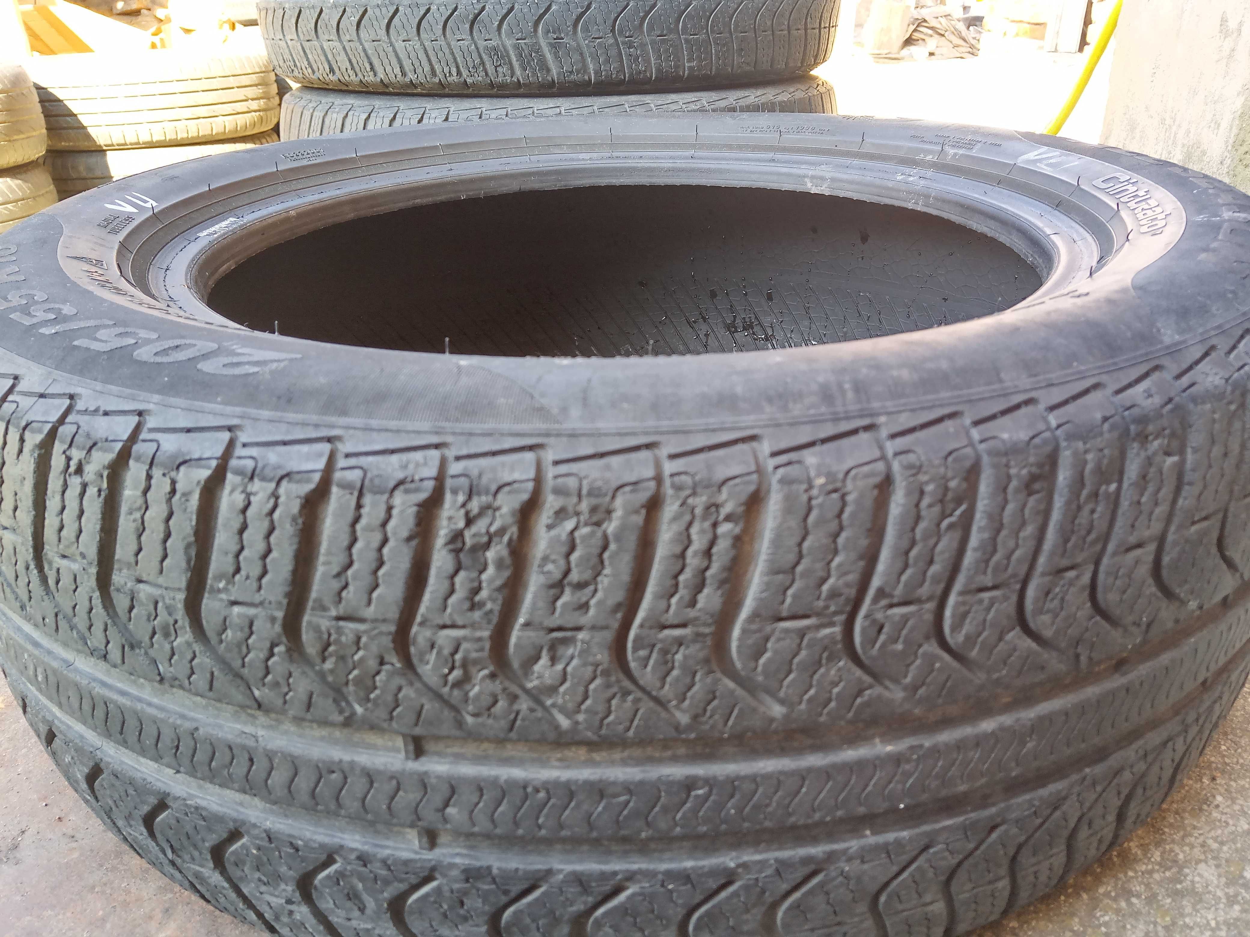 Всесезонни гуми Pirelli Cinturato 205/55/16 Дот:4414 гр:3,7-4,8мм