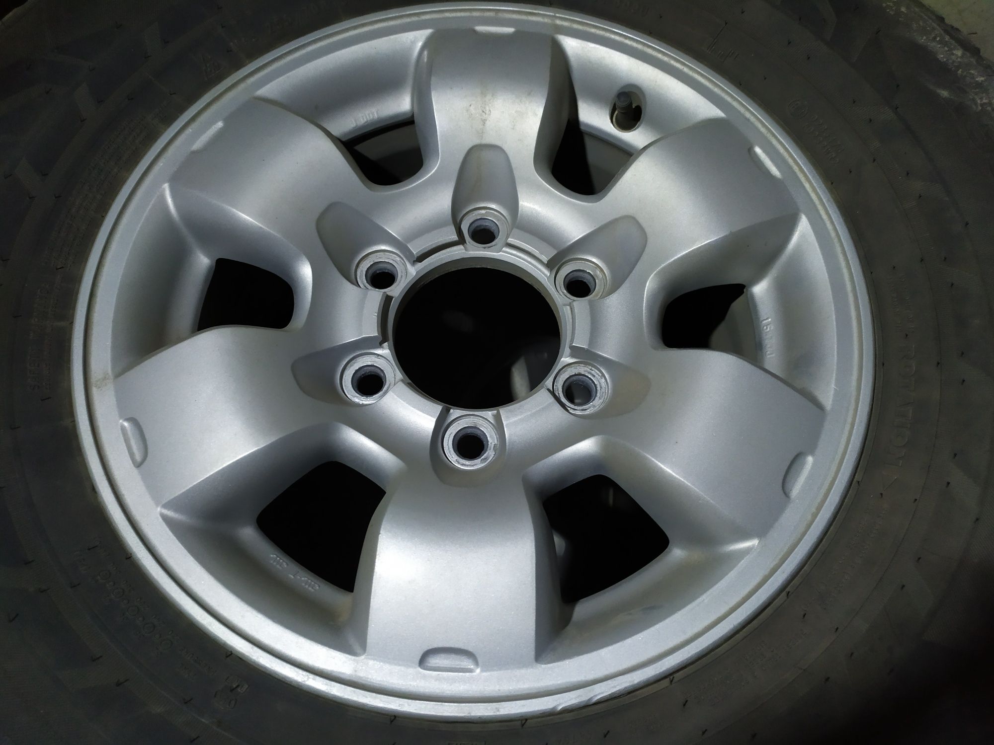 Nokian Nordman 7 SUV 235/75 R15.