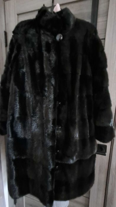 Продам шубу норковую