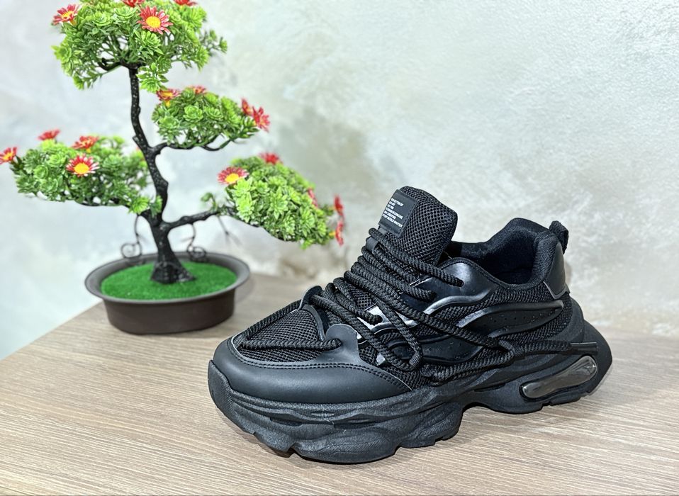 Adidasi Casual/ Model 2026