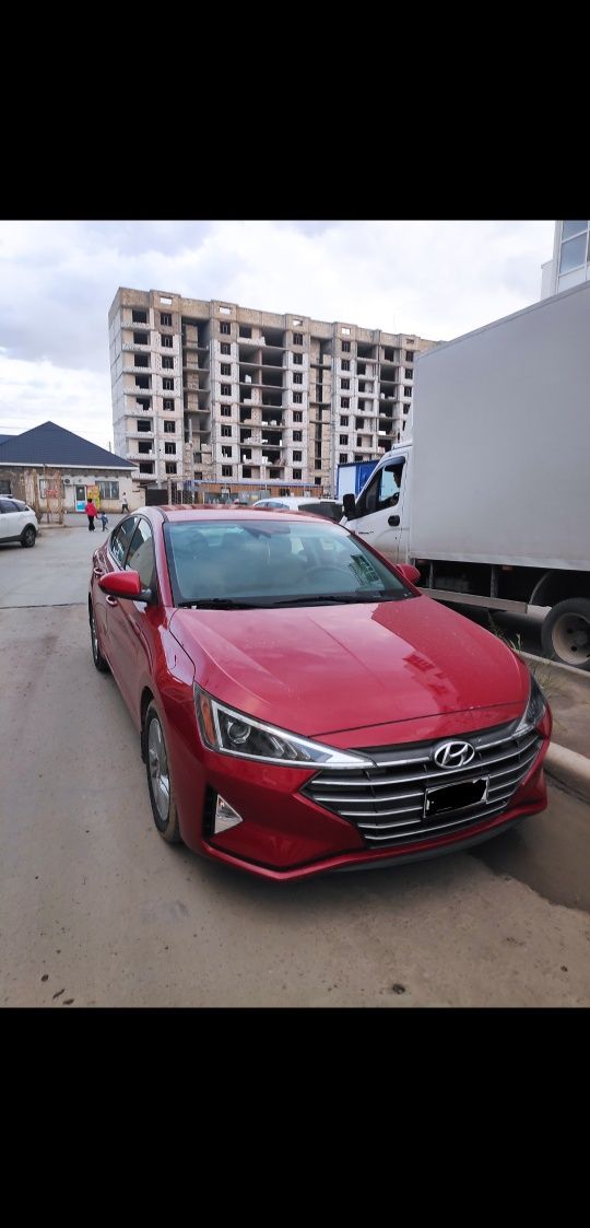 Хендай Элантра 2019г., об. 2.0л. Hyundai Elantra